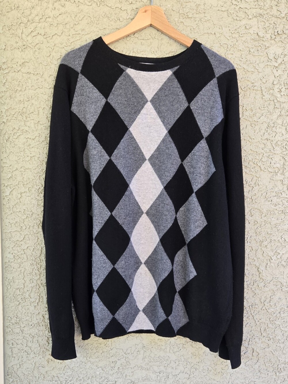 PURE Collection  Black & Gray Argyle Crewneck Sweater